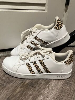 adidas White Women's Sneakers with Leopard Stripe Accents